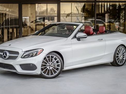 Used 2018 Mercedes-Benz C 300 Cabriolet image 2