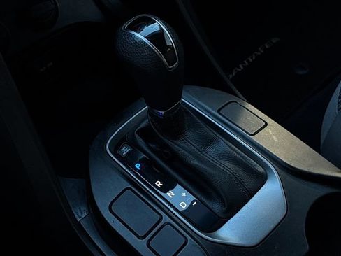 Used 2015 Hyundai Santa Fe Sport FWD image 19