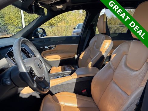 Used 2022 Volvo XC90 T6 Inscription w/ Advanced Package image 18