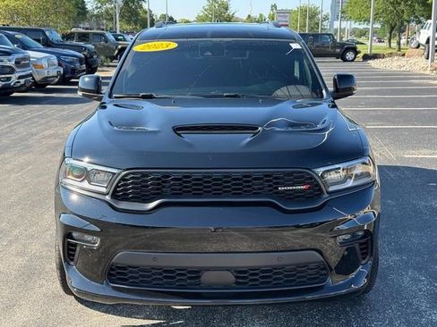 Used 2023 Dodge Durango R/T w/ Tow 'N Go Package AWD/4WD image 10
