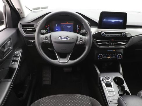 Used 2025 Ford Escape Active AWD/4WD image 13