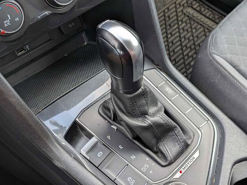 Used 2018 Volkswagen Tiguan S AWD/4WD image 27