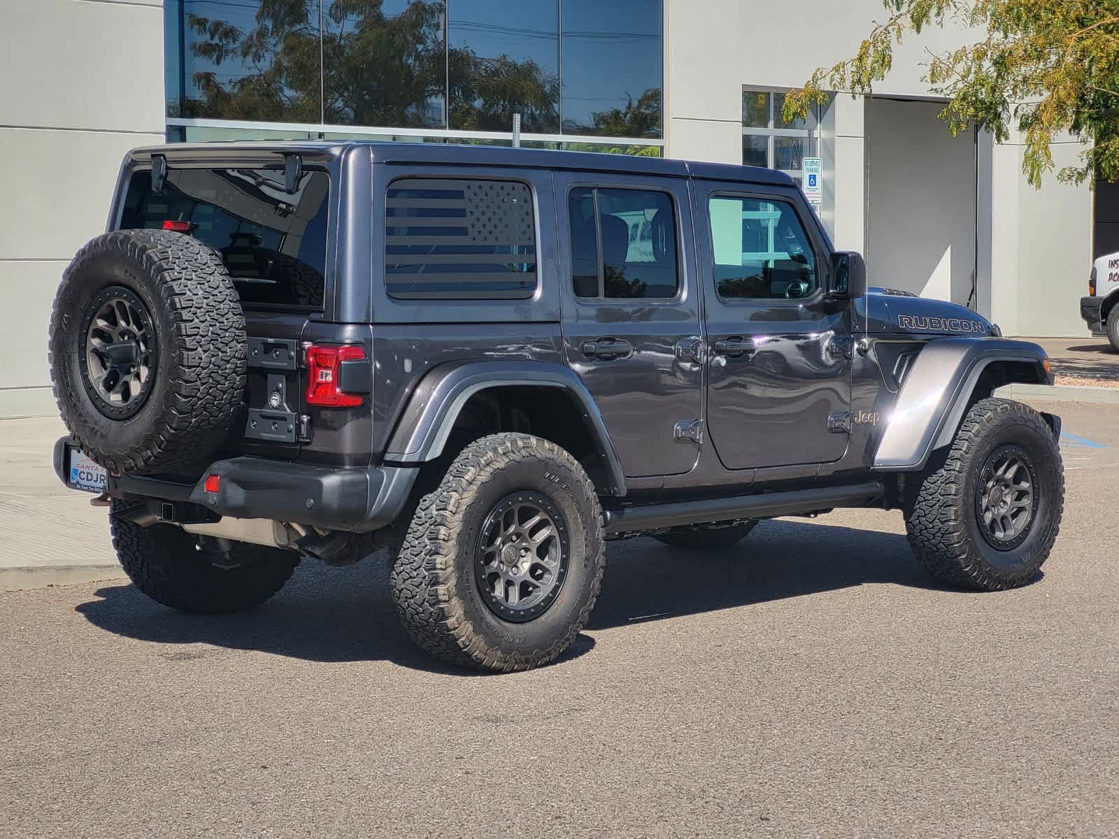 Used 2022 Jeep Wrangler Unlimited Rubicon w/ Xtreme Recon 35" Tire Package AWD/4WD image 5