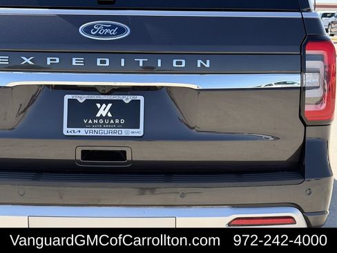 Used 2024 Ford Expedition Limited RWD image 8