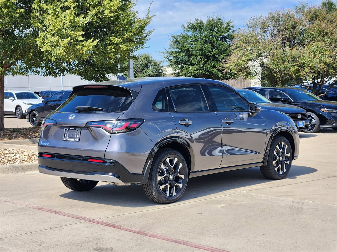 New 2027 Honda HR-V EX-L image 3