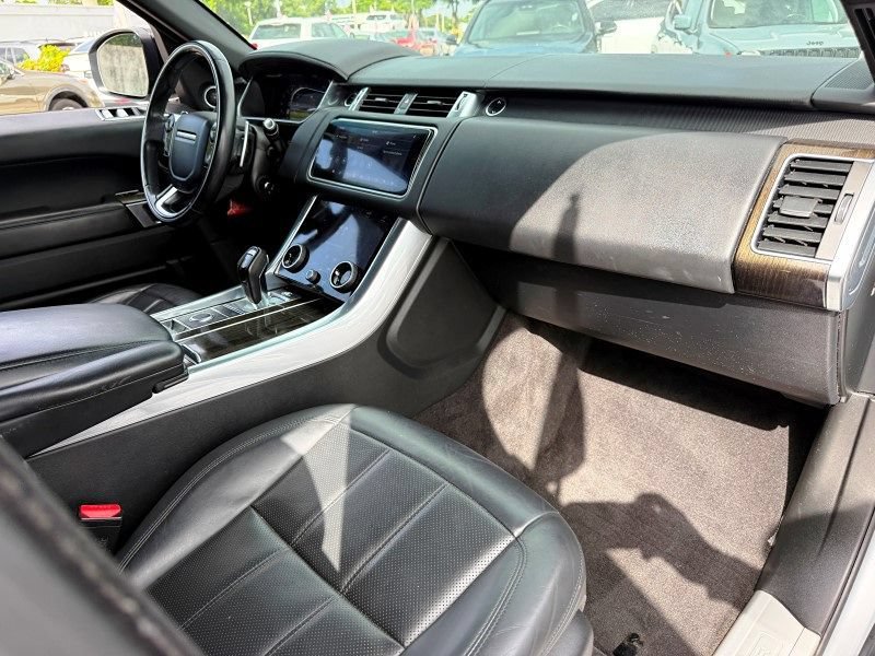 Used 2019 Land Rover Range Rover Sport Supercharged AWD/4WD image 17