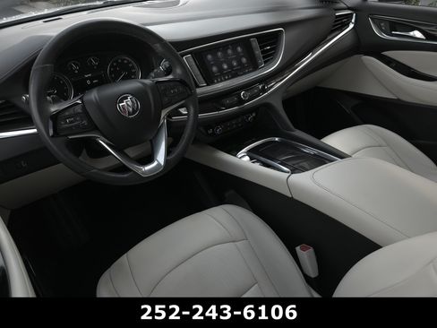 Used 2023 Buick Enclave Essence w/ Experience Buick Package FWD image 17