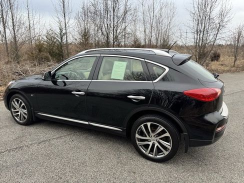 Used 2017 INFINITI QX50 AWD w/ Premium Plus Package image 7