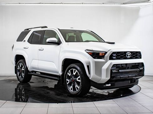 Used 2025 Toyota 4Runner TRD Sport image 5