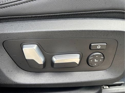 Used 2020 BMW X5 sDrive40i w/ Premium Package image 50