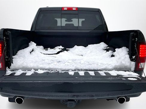 Used 2016 RAM 1500 Sport image 7