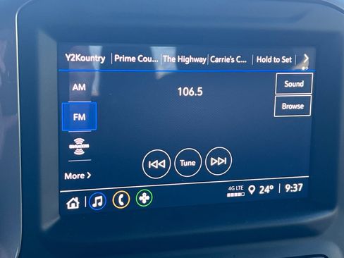 Used 2024 Chevrolet Silverado 1500 Custom image 17