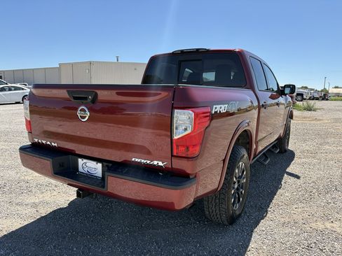 Used 2019 Nissan Titan PRO-4X AWD/4WD image 5