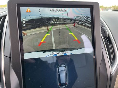 Used 2022 Ford Edge Titanium w/ Equipment Group 301A image 25