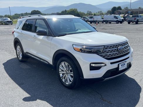 Used 2020 Ford Explorer Limited AWD/4WD image 5