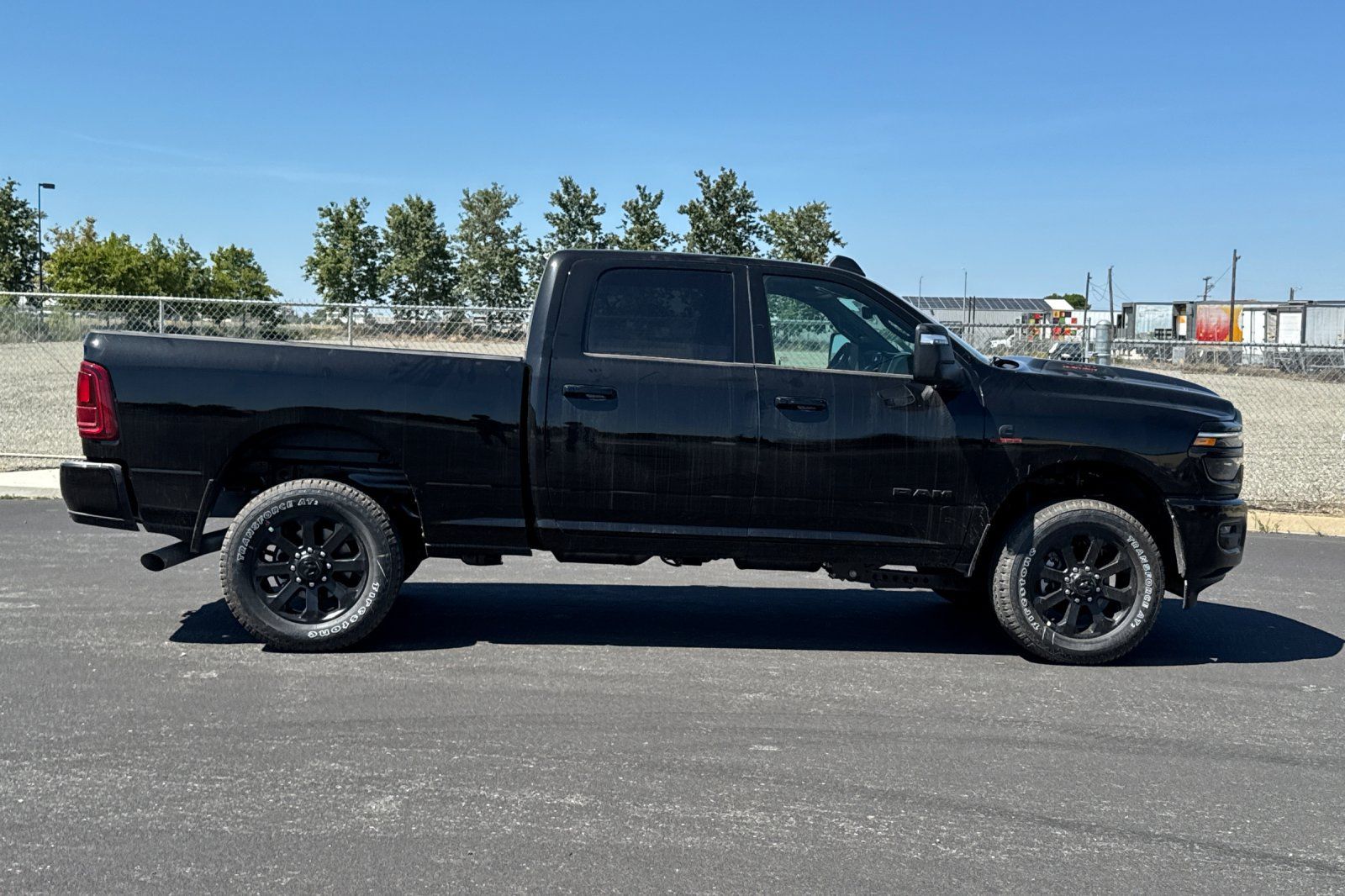 New 2026 RAM 2500 Laramie w/ Night Edition AWD/4WD image 2