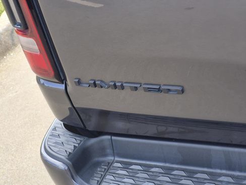 Used 2021 RAM 1500 Limited w/ Night Edition image 9