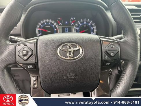 Used 2019 Toyota 4Runner TRD Off-Road Premium AWD/4WD image 20