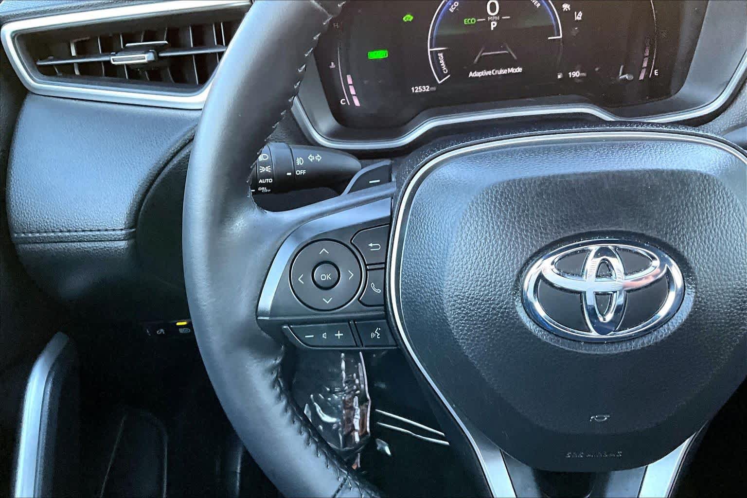 Used 2024 Toyota Corolla Cross AWD Hybrid w/ Convenience Package image 24