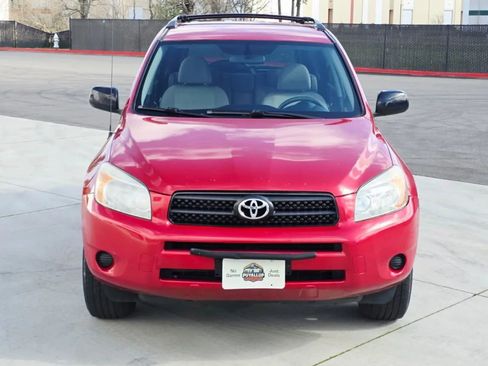 Used 2008 Toyota RAV4 Sport Utility 4D image 8