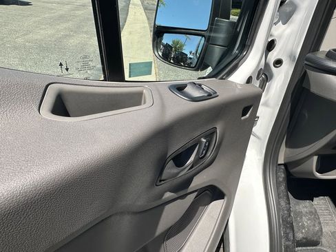 New 2026 Ford Transit 150 Low Roof RWD image 22