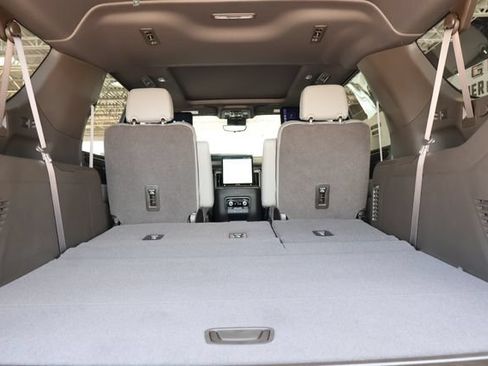 New 2026 GMC Yukon XL Elevation w/ Elevation Premium Package AWD/4WD image 24