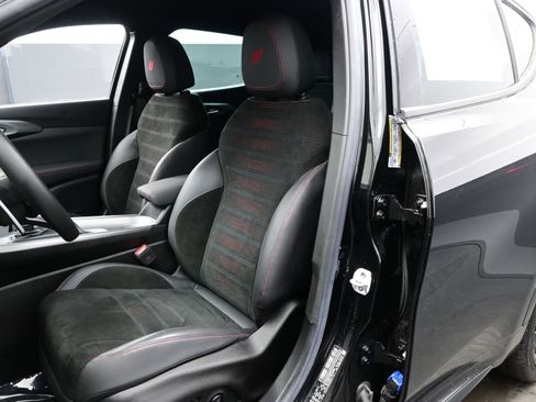 Used 2024 Dodge Hornet R/T w/ Track Pack image 12