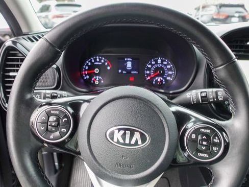 Used 2020 Kia Soul EX image 12