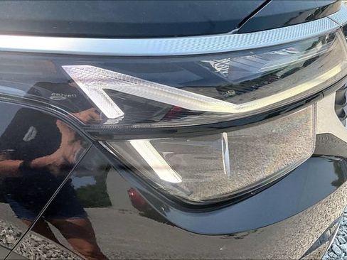 Used 2024 Kia Seltos EX FWD image 30