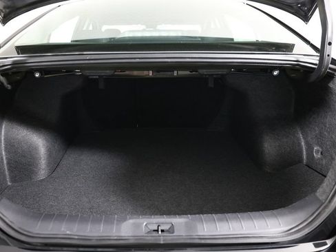Used 2025 Nissan Altima 2.5 SR AWD/4WD image 12