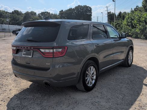 Used 2025 Dodge Durango GT RWD image 6