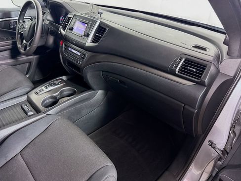 Used 2019 Honda Passport Sport image 25