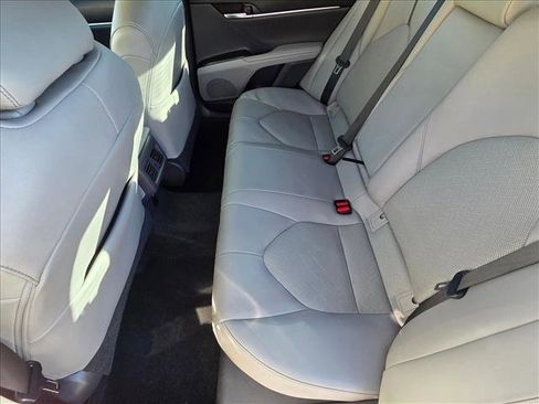 Certified 2021 Toyota Camry XLE image 17