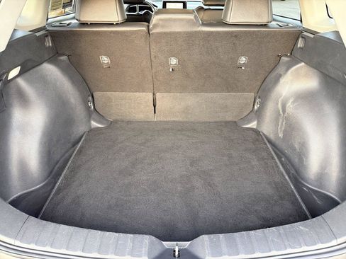 Used 2025 Toyota Corolla Cross XLE FWD image 17