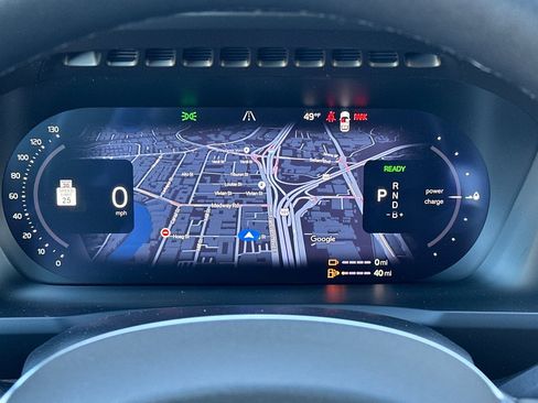 New 2026 Volvo XC90 T8 Plus w/ Protection Package Premier image 27