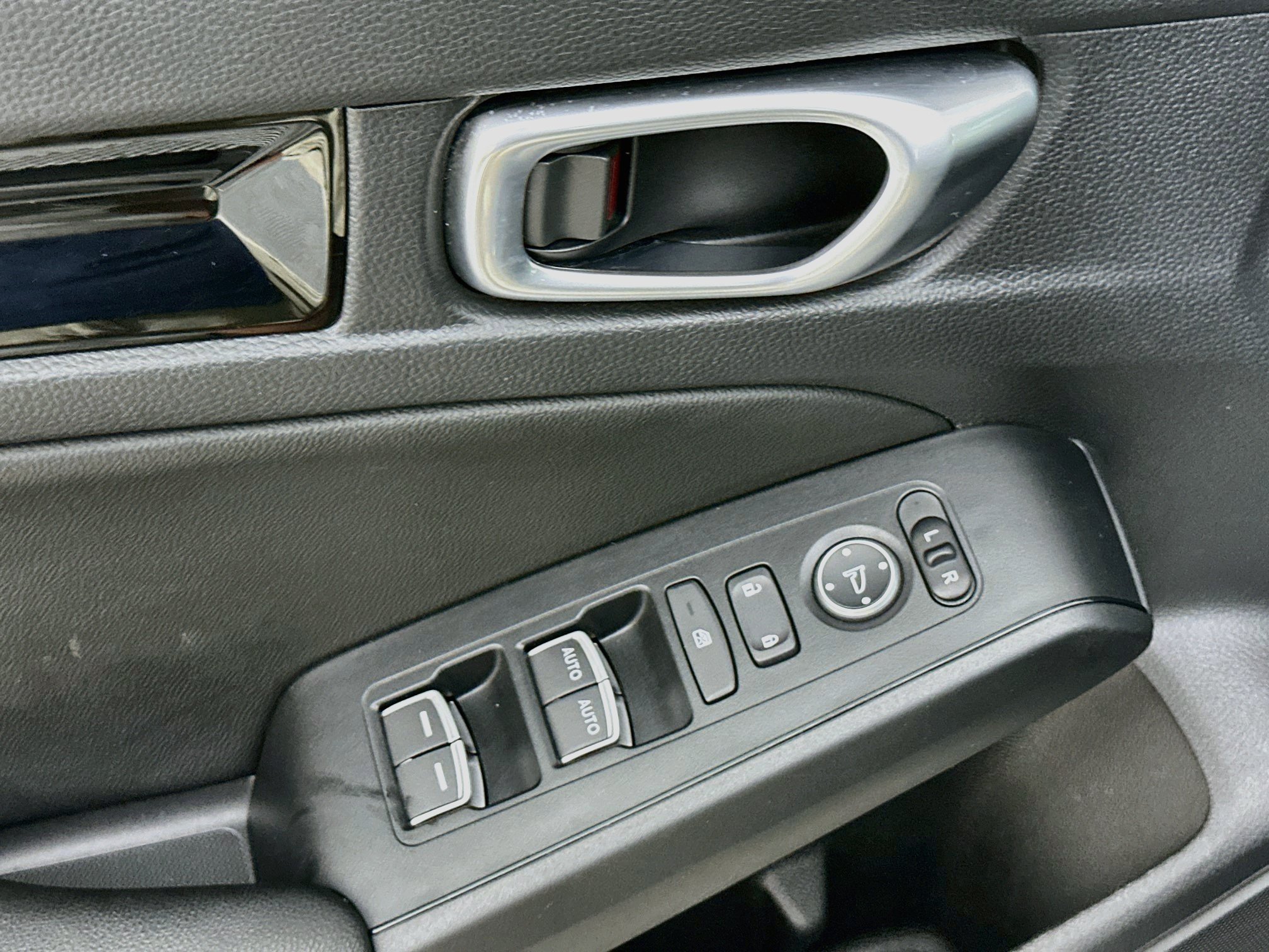 Used 2024 Honda Civic EX-L image 15