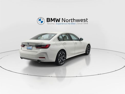 Used 2026 BMW 330i xDrive Sedan w/ Parking Assistance Package AWD/4WD image 3