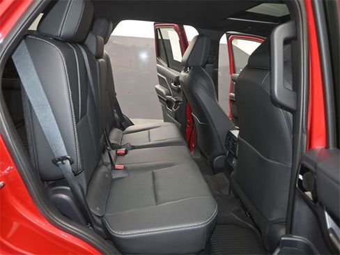 Used 2025 Toyota 4Runner Limited image 15