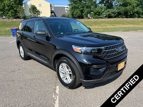 Used 2022 Ford Explorer XLT AWD/4WD image 1