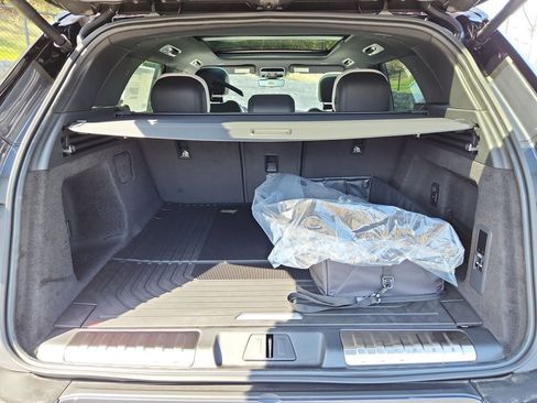 New 2026 Land Rover Range Rover Sport Dynamic SE AWD/4WD image 13