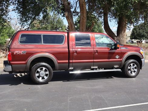 Used 2015 Ford F250 Lariat w/ Lariat Ultimate Package AWD/4WD image 4