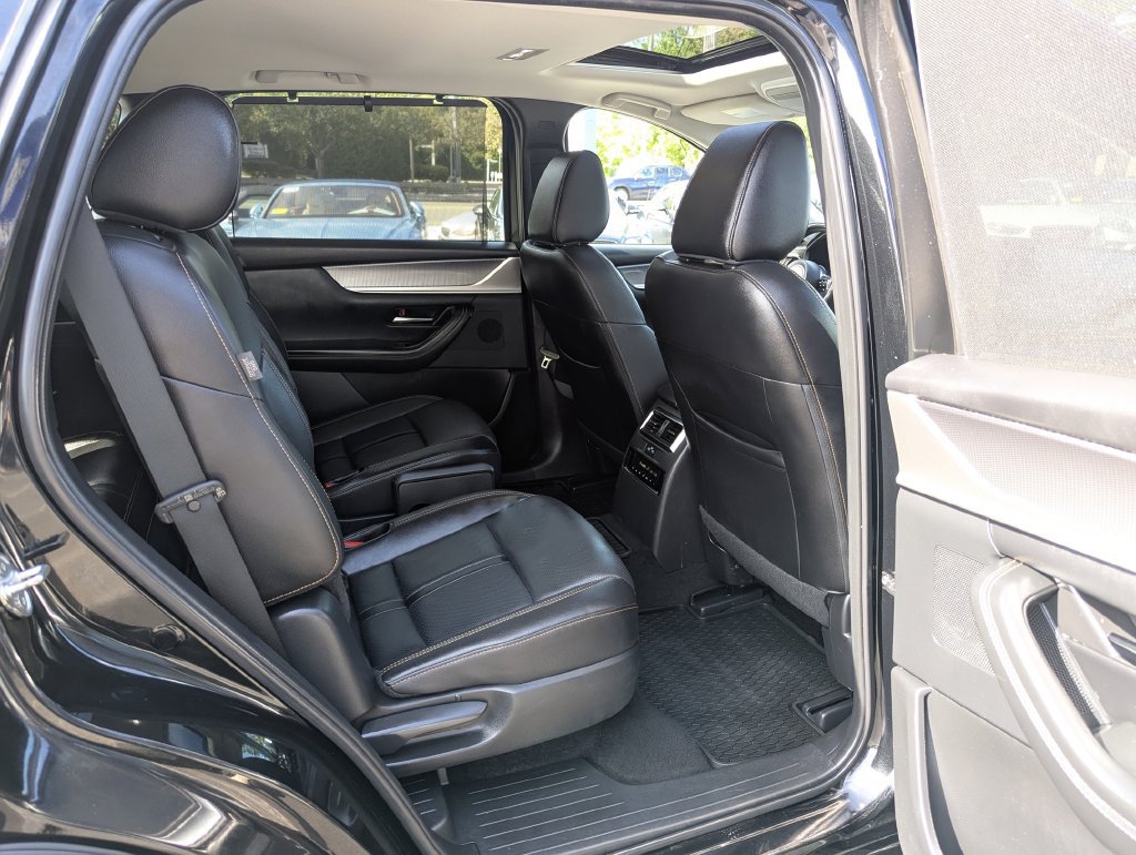 Used 2025 MAZDA CX-90 Plug-In Hybrid w/ Preferred AWD/4WD image 35