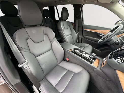 Used 2024 Volvo XC90 B5 Plus image 28