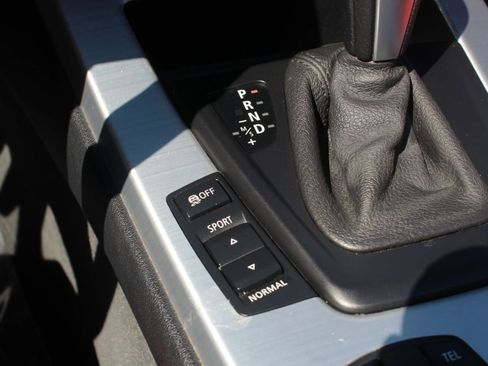 Used 2011 BMW Z4 sDrive30i image 33