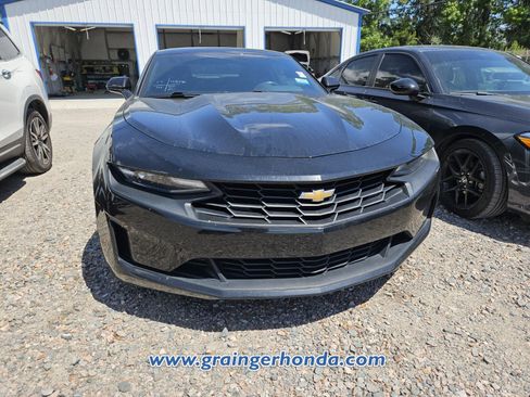 Used 2023 Chevrolet Camaro LT RWD image 4