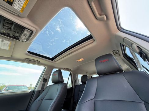 Used 2023 Toyota 4Runner TRD Off-Road Premium w/ Moonroof Package image 4