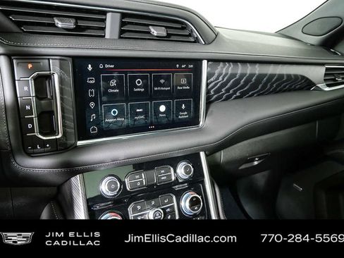 Used 2023 GMC Yukon XL Denali w/ Denali Reserve Package image 24