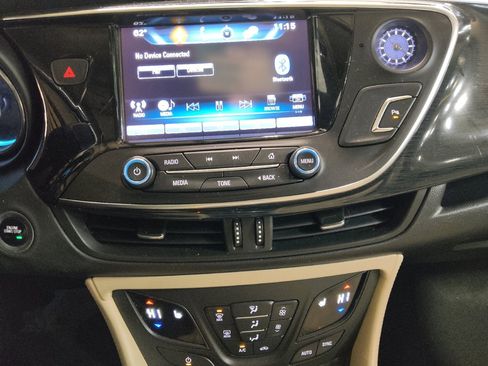 Used 2018 Buick Envision Preferred image 25