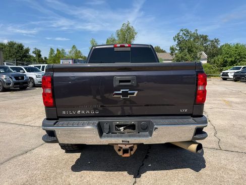 Used 2016 Chevrolet Silverado 2500 LTZ w/ Duramax Plus Package AWD/4WD image 4