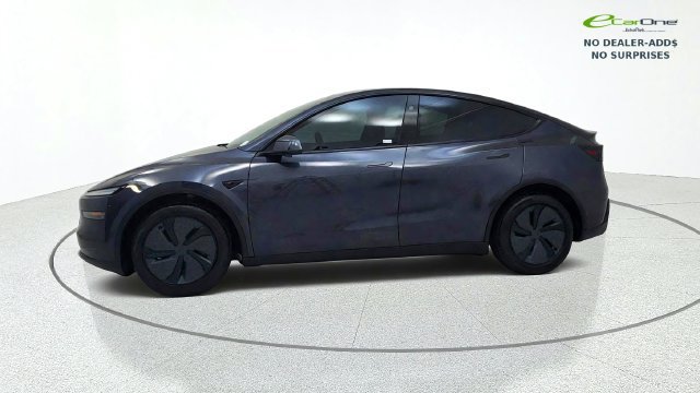 Used 2026 Tesla Model Y Long Range RWD image 4